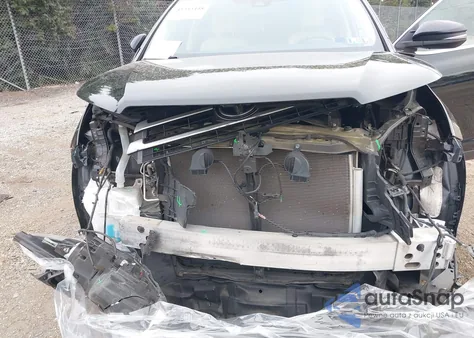 2019 Toyota Highlander Xle from USA, damaged, VIN 5TDJZRFH7KS617844